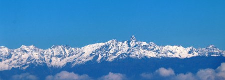      दश हिमाल, सूर्योदय र सूर्यास्त नियाल्न नगरकोटमा पर्यटक   