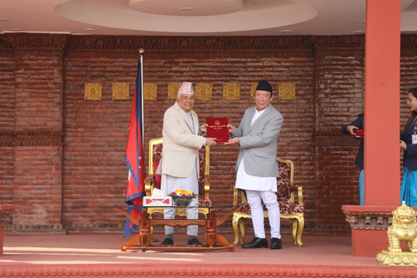      राष्ट्रपतिसमक्ष सर्वोच्च अदालतको वार्षिक प्रतिवेदन पेस   