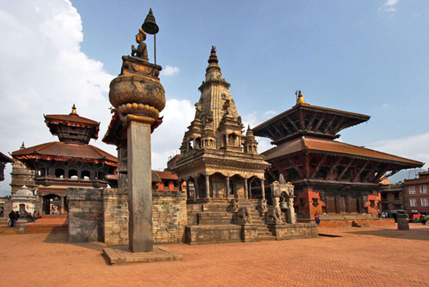     आज विश्व सम्पदा दिवस मनाइँदै   