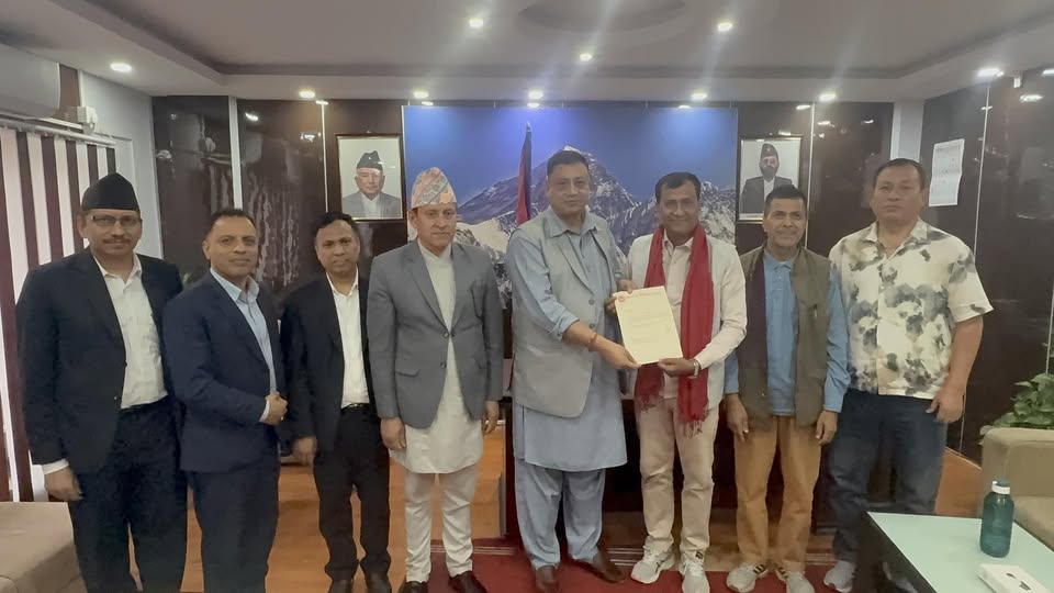     बागमती मन्त्रिपरिषद् बैठकः मुख्यमन्त्रीको प्रमुख सल्लाहकारमा खनाल   