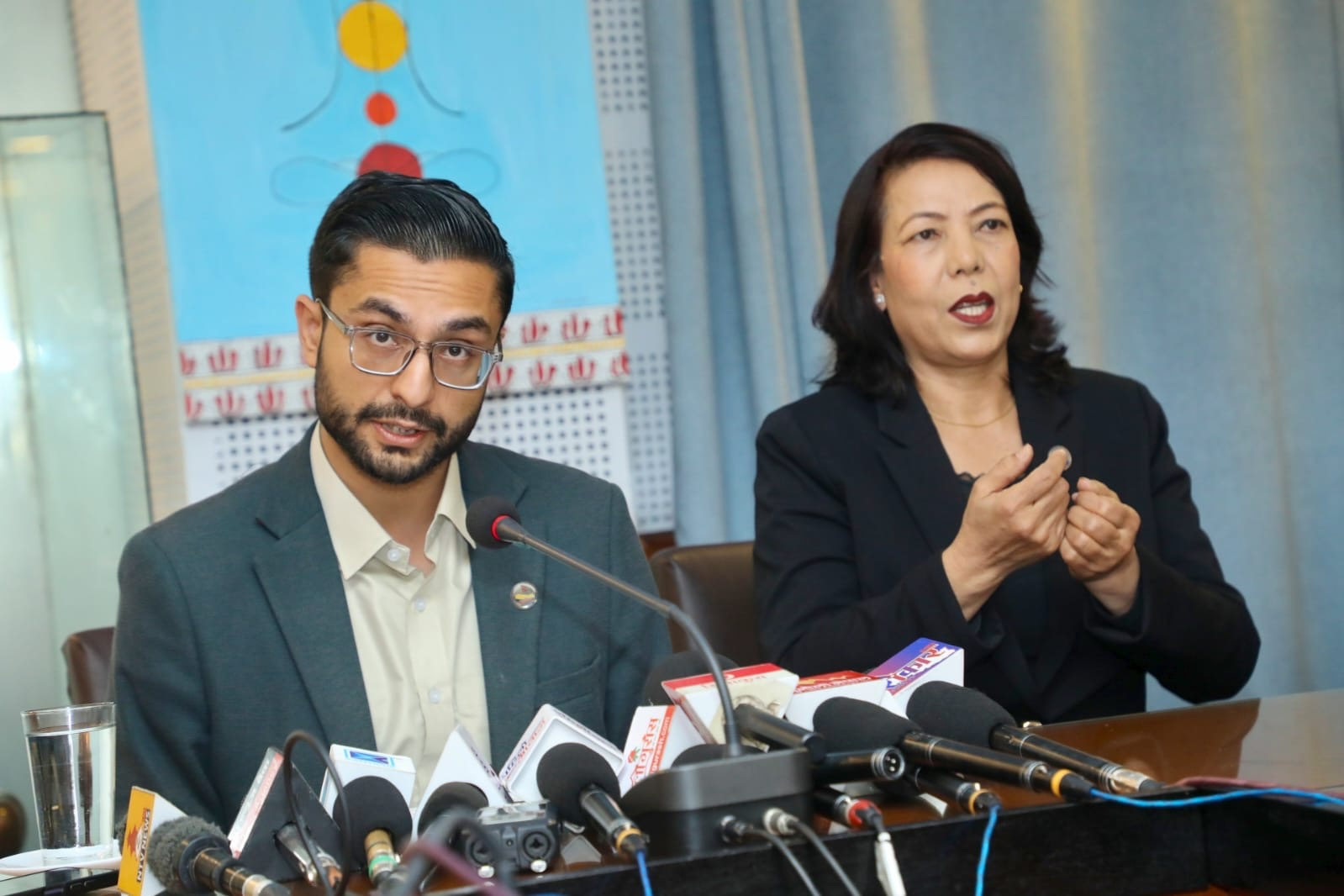     मन्त्रिपरिषद् निर्णयः संसद्को ‘विजनेस’का लागि अधिवेशन स्थगन   