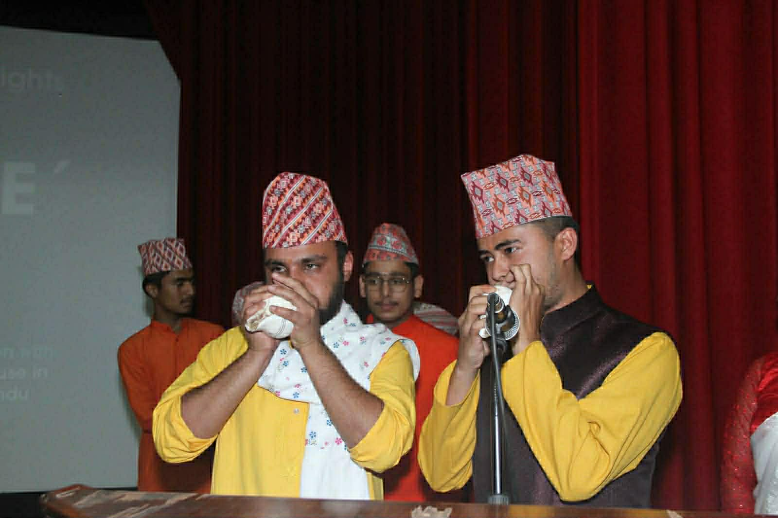     विश्व शान्तिका लागि ‘म्यूजिक फर पिस’   