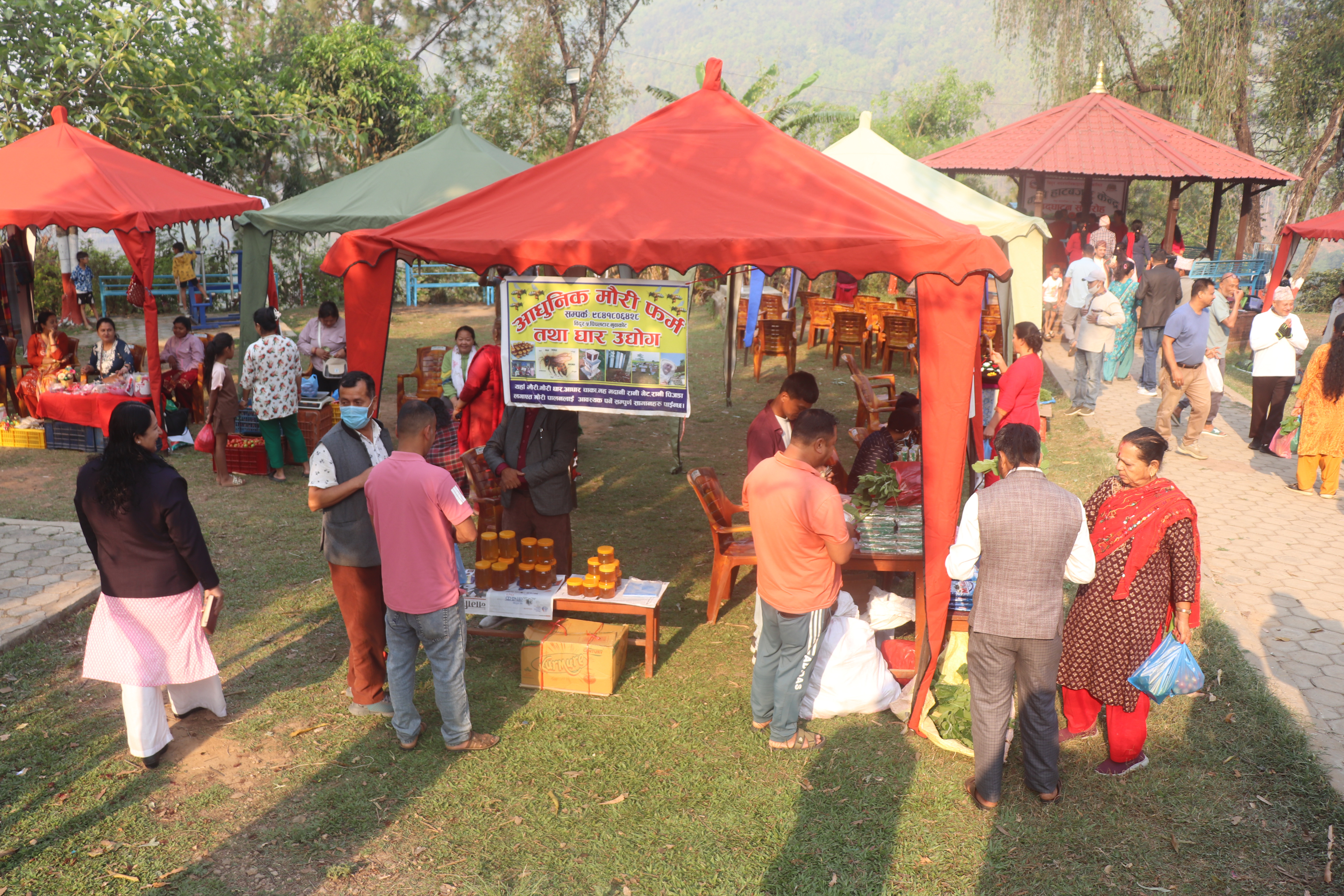     नगरपालिकाद्वारा हाटबजार सञ्चालन   