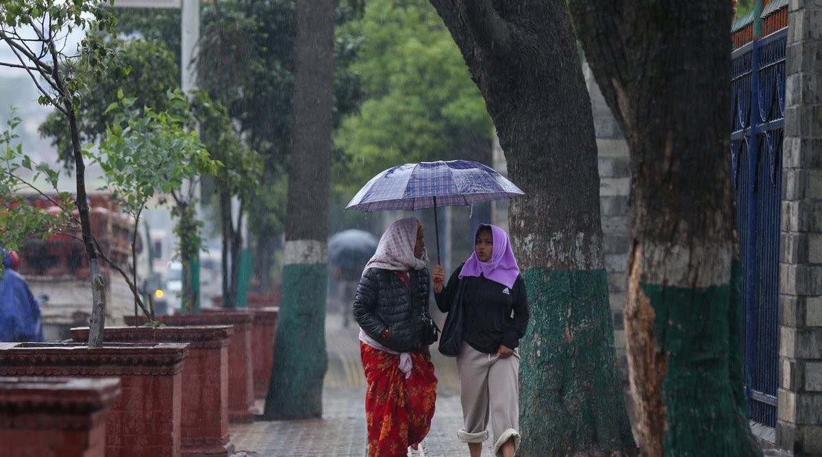      पूर्वकेन्द्रित बदलीः चार जिल्लामा भारी वर्षा   