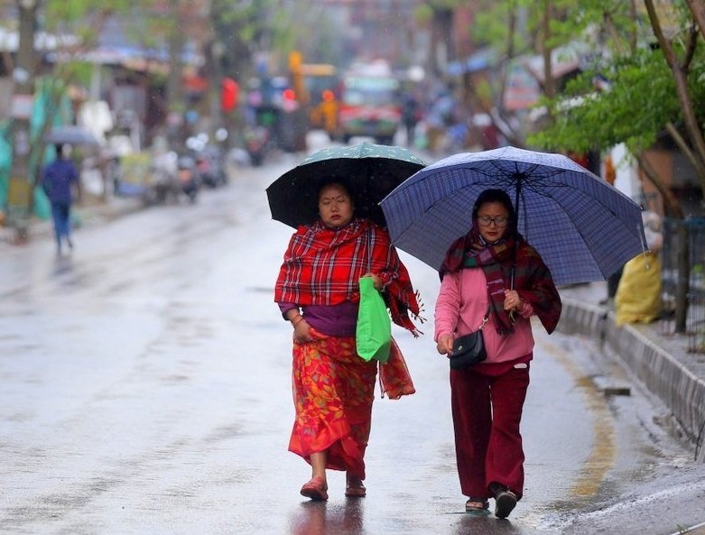     आजको मौसम पूर्वानुमान : हिमाली र पहाडी भूभागमा आंशिक बादल , तराई क्षेत्रमा तातो लहरको सम्भावना   