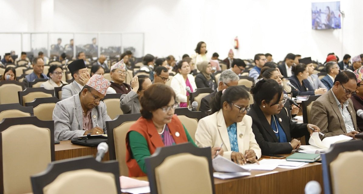     सामाजिक परिचालिका व्यवस्थापनसम्बन्धी प्रतिवेदन कार्यान्वयन गर्न निर्देशन   