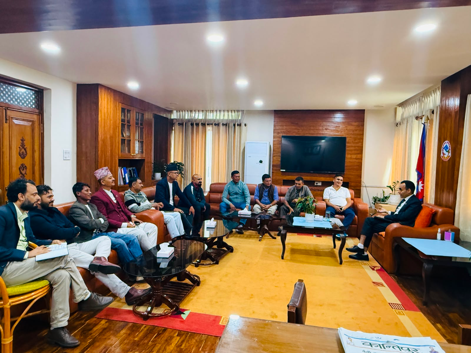     विद्यमान समस्या समाधान गर्न तीन तहबीच समन्वय आवश्यकः सञ्चारमन्त्री   