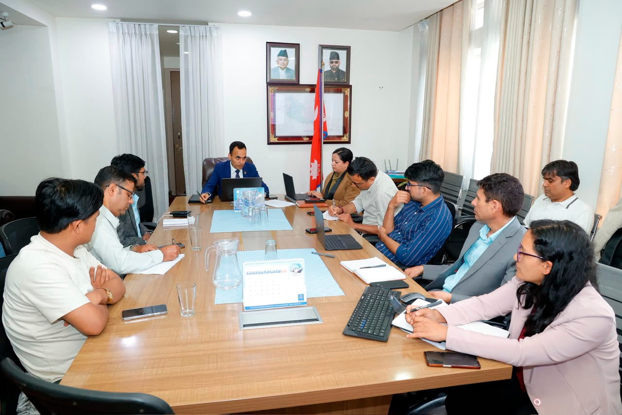     मिडिया काउन्सिल विधेयक मस्यौदामाथि छलफलः प्रेस स्वतन्त्रता र जिम्मेवार पत्रकारितालाई बलियो बनाउनुपर्ने सुझाव   