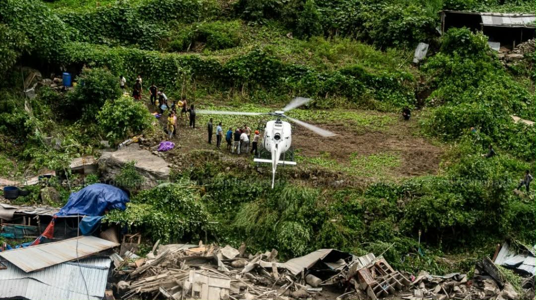     आज बिहानैदेखि हेलिकप्टरमार्फत उद्धार जारी रहने   