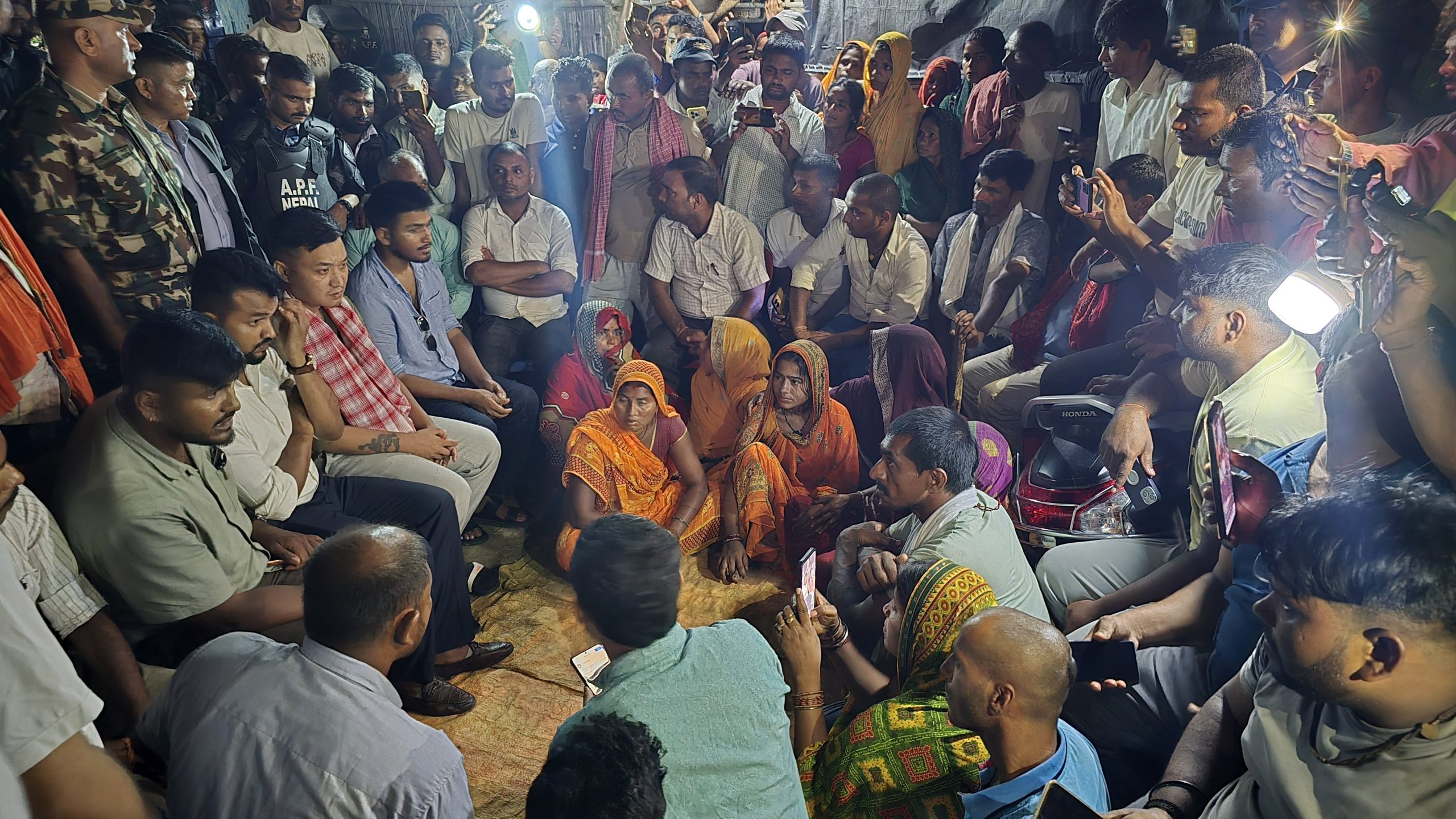     गणेश यादवका परिवारसँग आठबुँदे सहमति भयोः गृहमन्त्री गुरुङ   