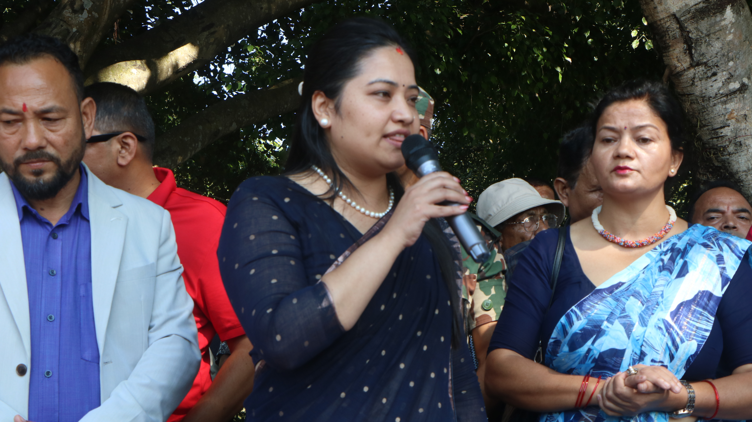     लालपुर्जा राजनीतिक आश्वासन होइन, भूमिहीनको अधिकार हो : मन्त्री रावल   