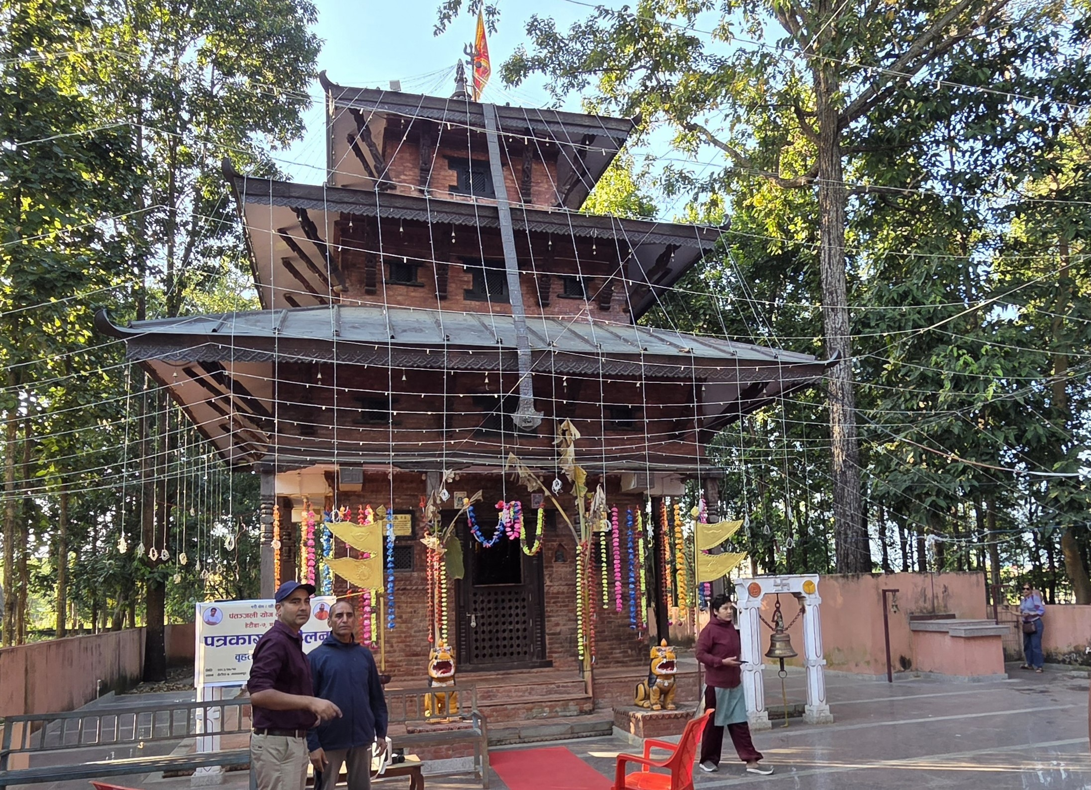     हेटौँडाको बस्ती विकास इतिहासको साक्षी वनदेवी मन्दिर   